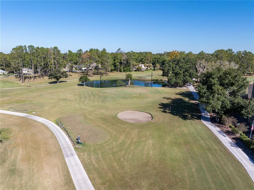 合同活跃: $465,000 (4 贝兹, 3 浴室, 2436 平方英尺)