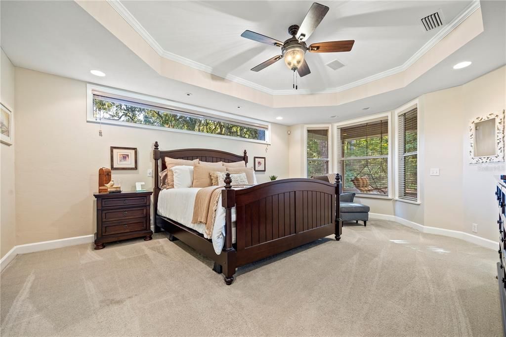 合同活跃: $465,000 (4 贝兹, 3 浴室, 2436 平方英尺)