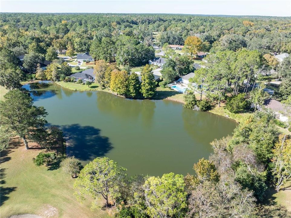 合同活跃: $465,000 (4 贝兹, 3 浴室, 2436 平方英尺)