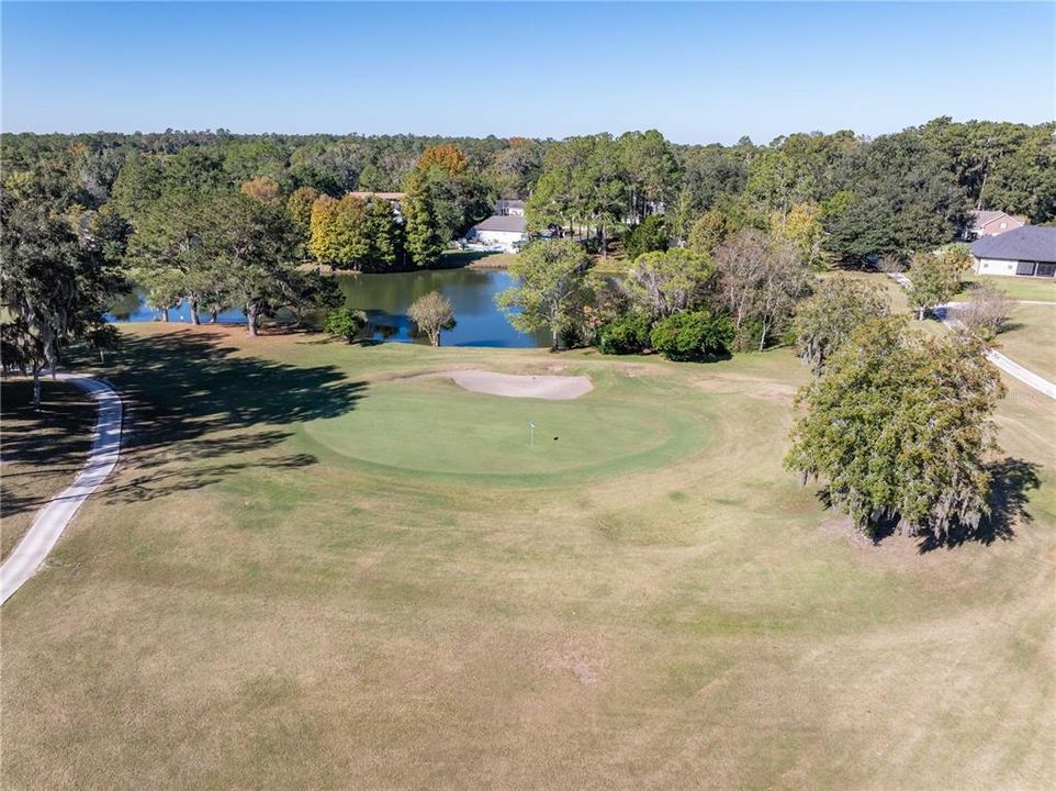 合同活跃: $465,000 (4 贝兹, 3 浴室, 2436 平方英尺)