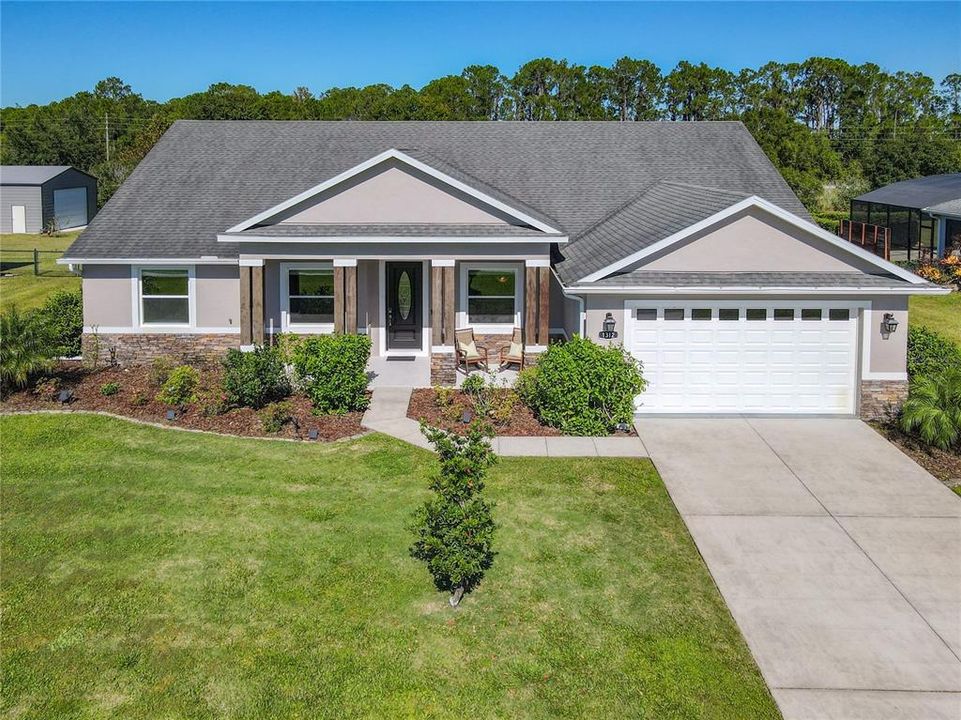 For Sale: $585,000 (4 beds, 3 baths, 2526 Square Feet)