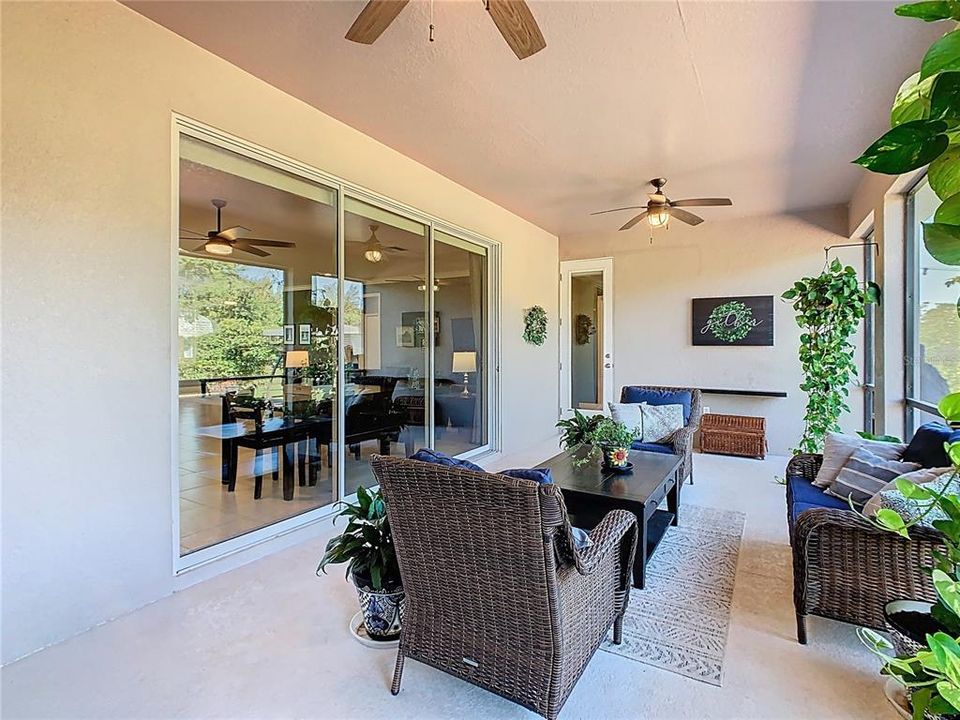 For Sale: $585,000 (4 beds, 3 baths, 2526 Square Feet)