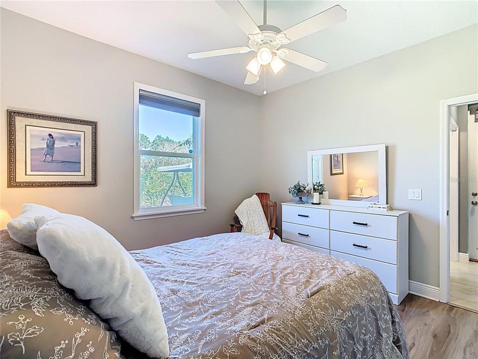 For Sale: $585,000 (4 beds, 3 baths, 2526 Square Feet)