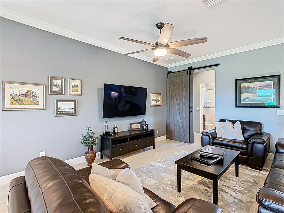 For Sale: $585,000 (4 beds, 3 baths, 2526 Square Feet)