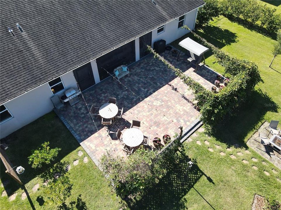 For Sale: $585,000 (4 beds, 3 baths, 2526 Square Feet)