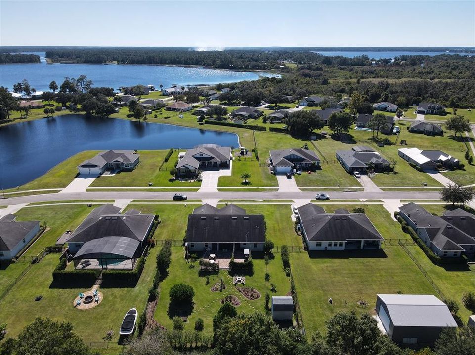 For Sale: $585,000 (4 beds, 3 baths, 2526 Square Feet)