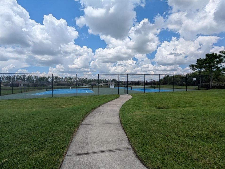 For Rent: $4,500 (3 beds, 2 baths, 1516 Square Feet)