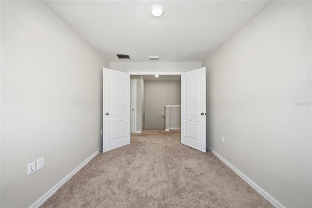 En Renta: $2,399 (3 camas, 2 baños, 2003 Pies cuadrados)