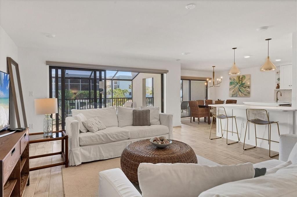 待售: $1,299,000 (2 贝兹, 2 浴室, 1334 平方英尺)