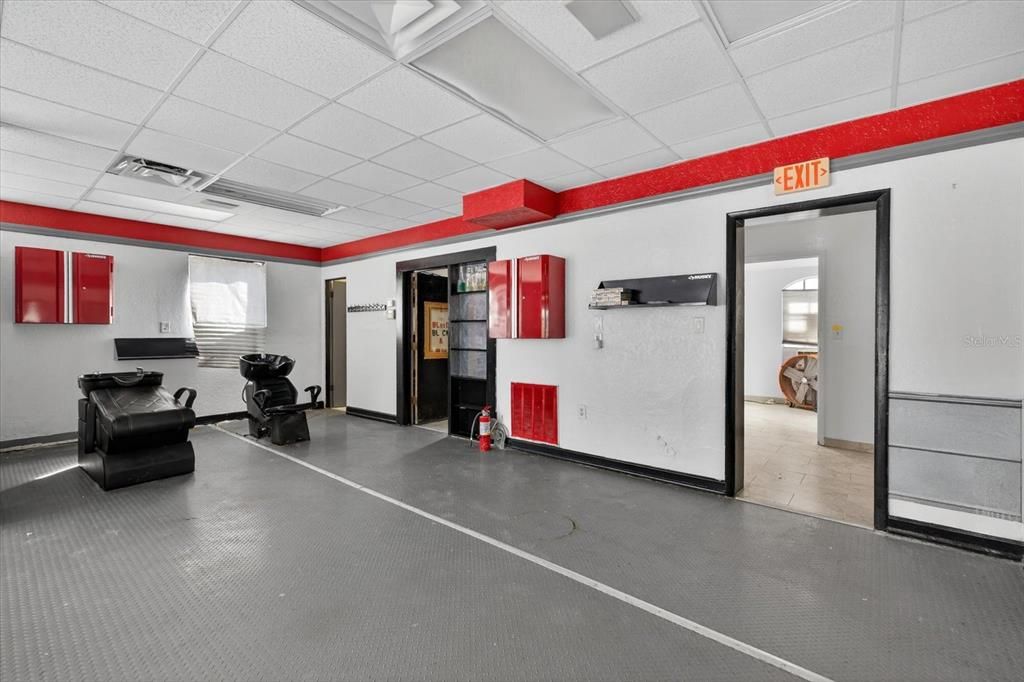 待售: $460,000 (0 贝兹, 0 浴室, 1001 平方英尺)