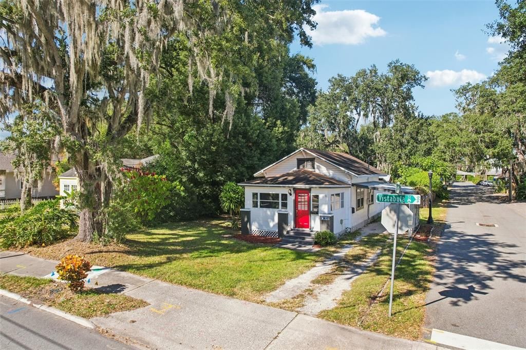 待售: $275,900 (2 贝兹, 2 浴室, 1014 平方英尺)