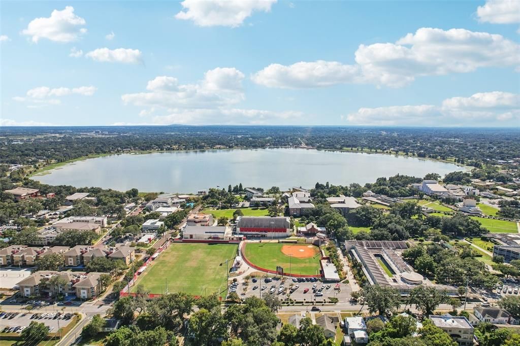 待售: $275,900 (2 贝兹, 2 浴室, 1014 平方英尺)