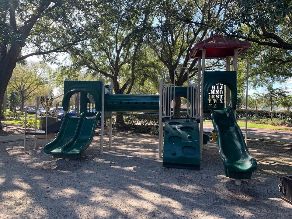 For Rent: $1,500 (1 beds, 1 baths, 830 Square Feet)