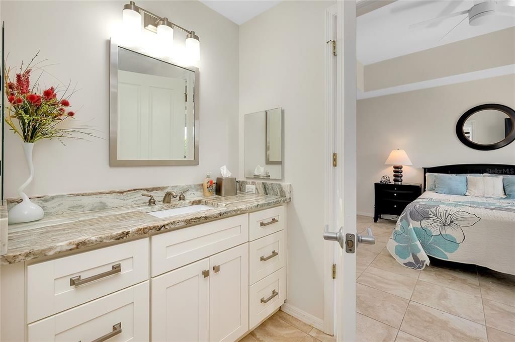 待售: $235,000 (3 贝兹, 2 浴室, 1831 平方英尺)