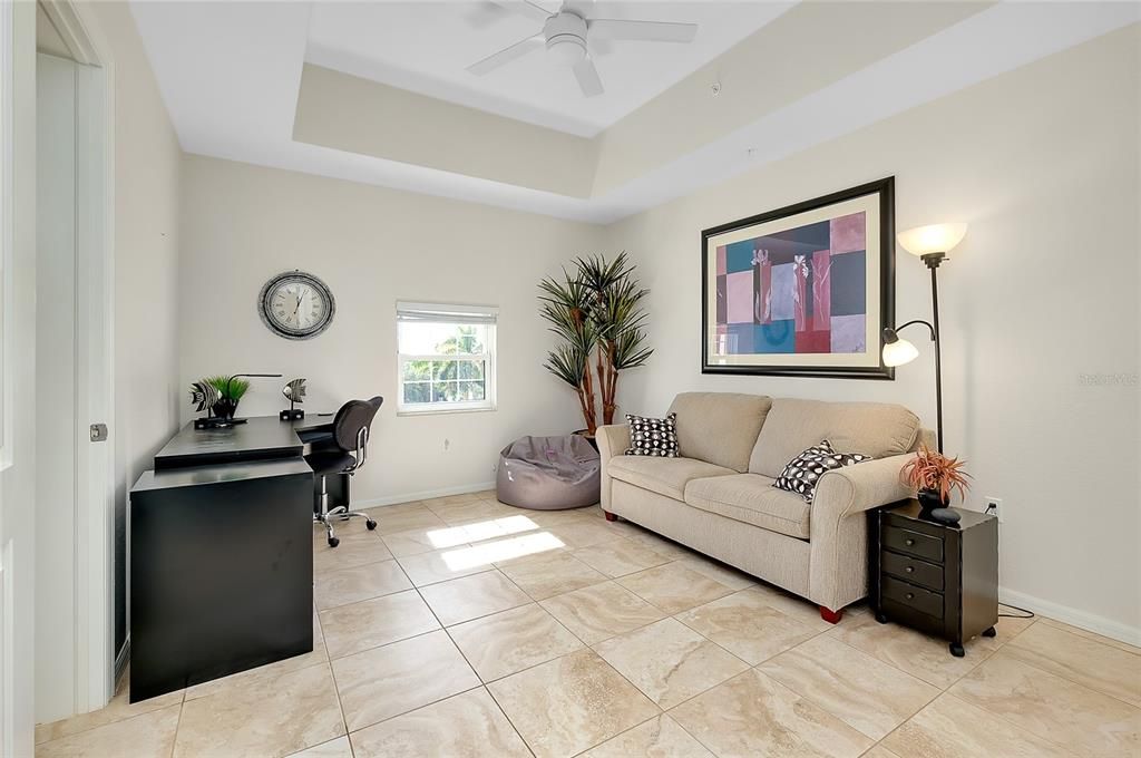 待售: $235,000 (3 贝兹, 2 浴室, 1831 平方英尺)