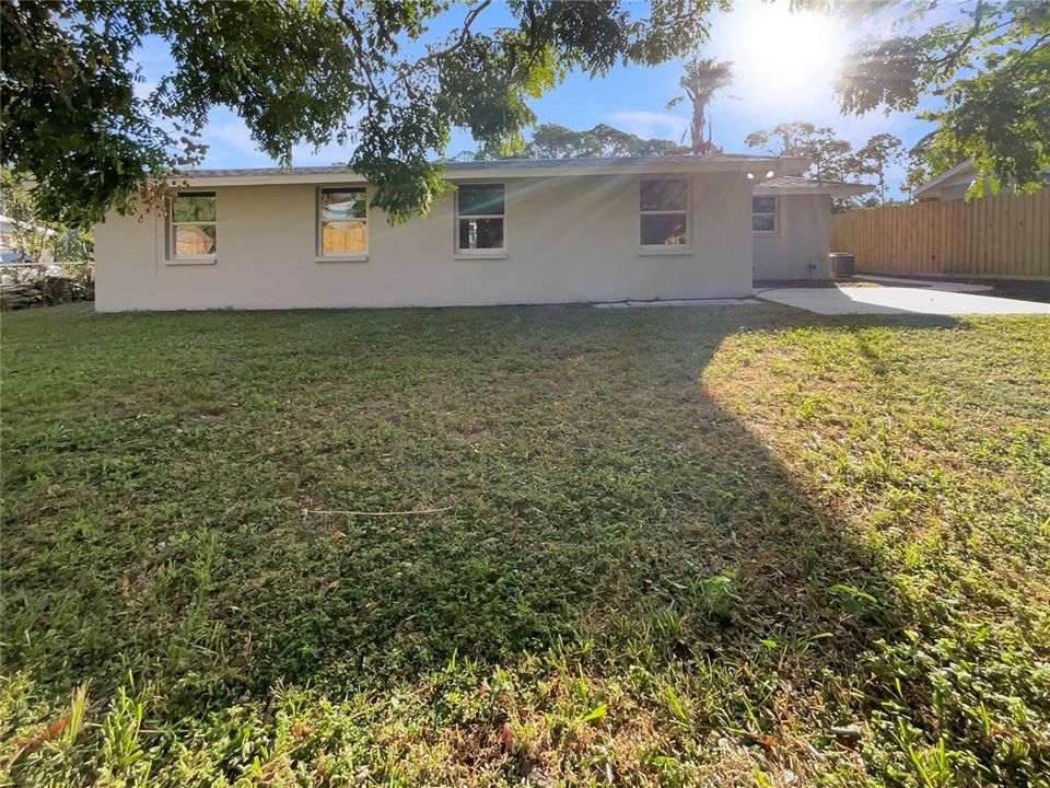 For Sale: $327,000 (3 beds, 2 baths, 1455 Square Feet)