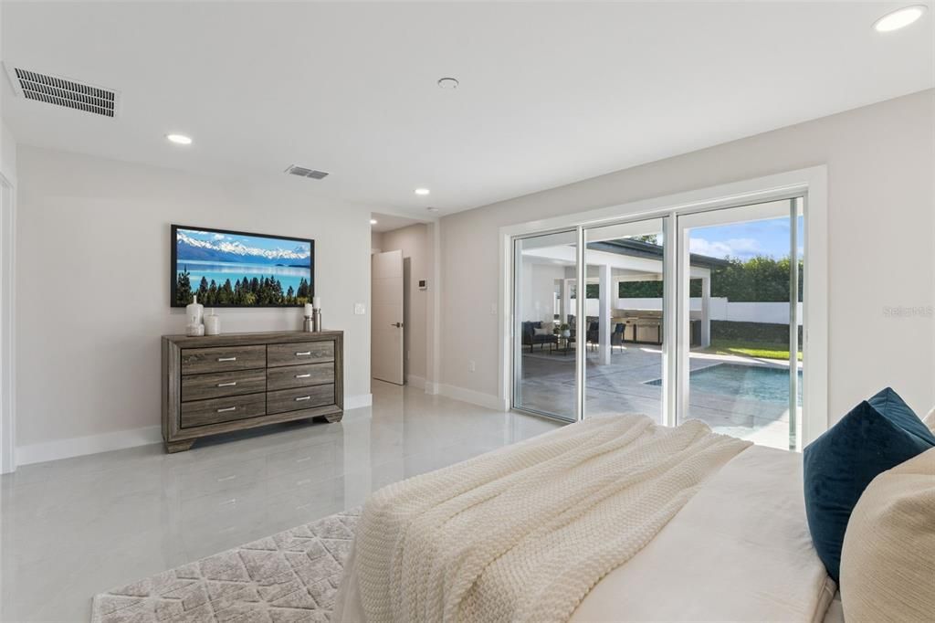 En Venta: $1,375,000 (4 camas, 4 baños, 3024 Pies cuadrados)