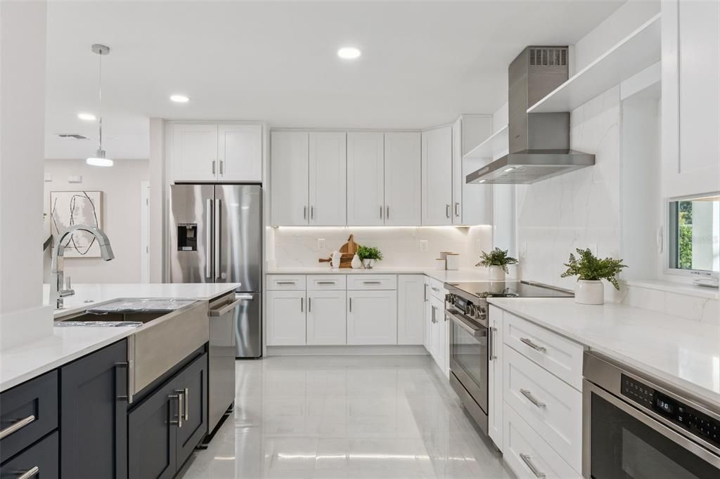 En Venta: $1,375,000 (4 camas, 4 baños, 3024 Pies cuadrados)