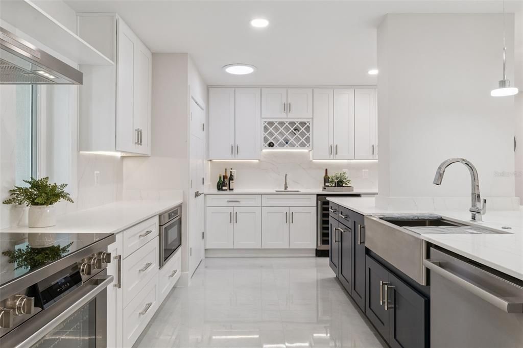 En Venta: $1,375,000 (4 camas, 4 baños, 3024 Pies cuadrados)