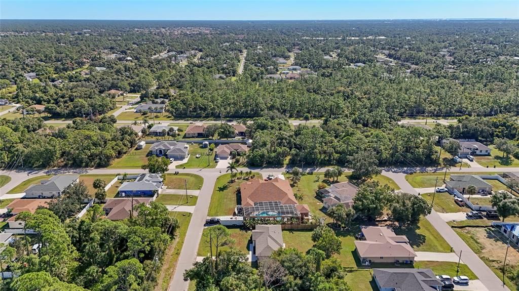 Active With Contract: $259,000 (3 beds, 2 baths, 1286 Square Feet)