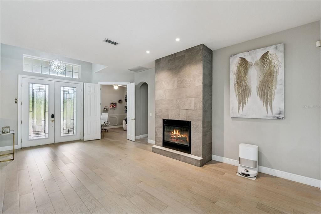 For Rent: $5,000 (5 beds, 4 baths, 3078 Square Feet)