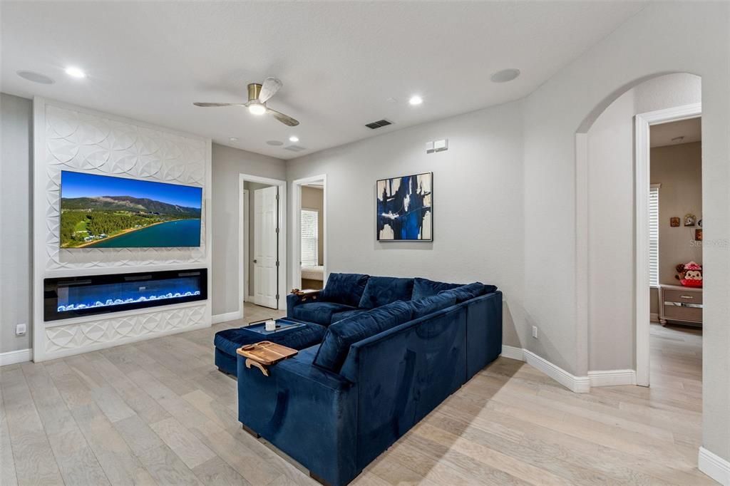 For Rent: $5,000 (5 beds, 4 baths, 3078 Square Feet)