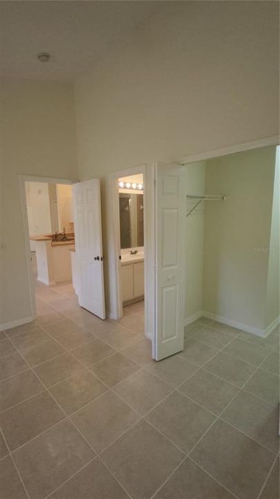 В аренду: $2,300 (3 спален, 2 ванн, 1481 Квадратных фут)