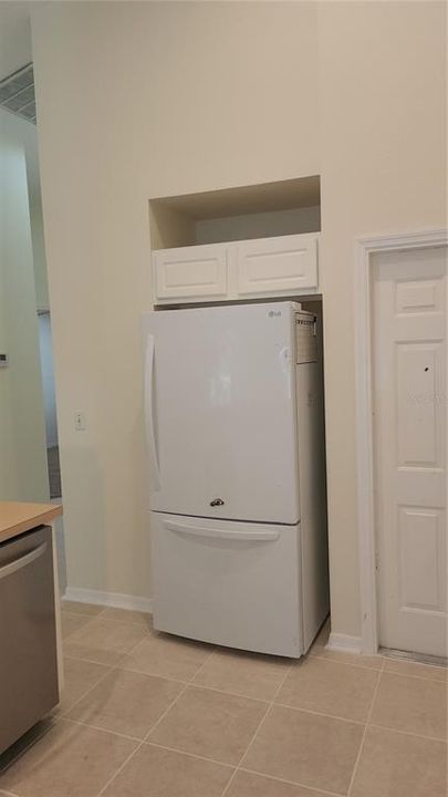 В аренду: $2,300 (3 спален, 2 ванн, 1481 Квадратных фут)