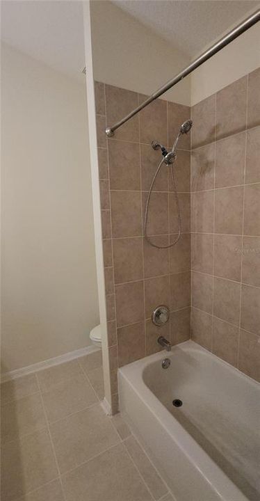 В аренду: $2,300 (3 спален, 2 ванн, 1481 Квадратных фут)