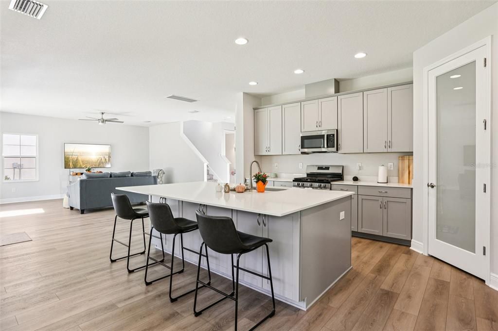 For Sale: $579,900 (4 beds, 2 baths, 2735 Square Feet)