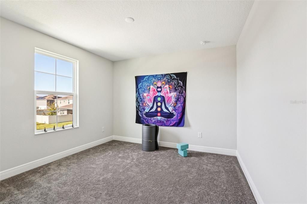 For Sale: $579,900 (4 beds, 2 baths, 2735 Square Feet)