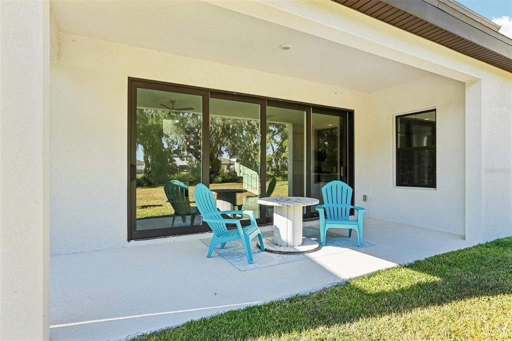 For Sale: $579,900 (4 beds, 2 baths, 2735 Square Feet)