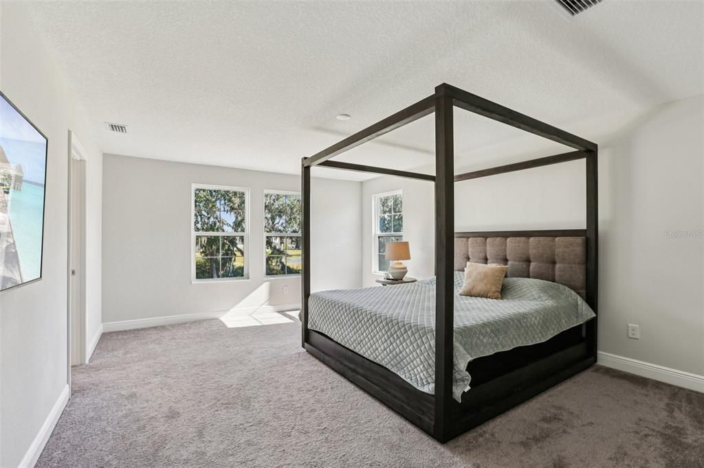 For Sale: $579,900 (4 beds, 2 baths, 2735 Square Feet)