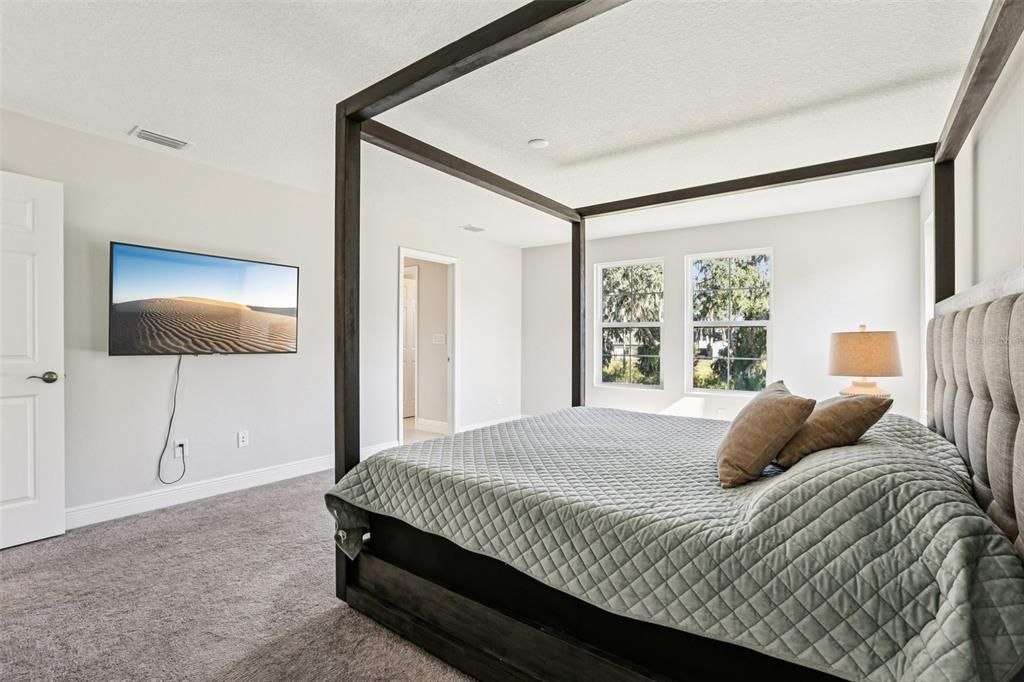 For Sale: $579,900 (4 beds, 2 baths, 2735 Square Feet)