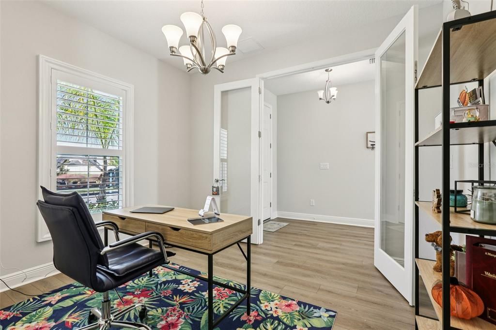 For Sale: $579,900 (4 beds, 2 baths, 2735 Square Feet)