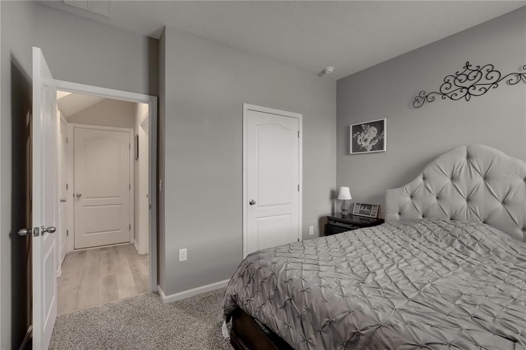 待售: $409,900 (5 贝兹, 3 浴室, 2501 平方英尺)