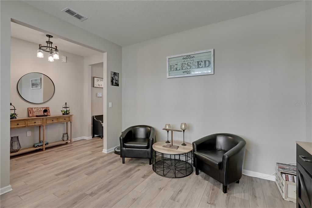 待售: $409,900 (5 贝兹, 3 浴室, 2501 平方英尺)