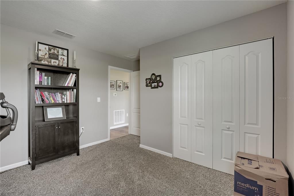 待售: $409,900 (5 贝兹, 3 浴室, 2501 平方英尺)