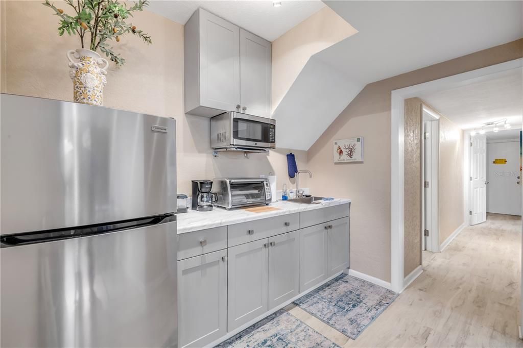 For Sale: $1,100,000 (7 beds, 5 baths, 3801 Square Feet)