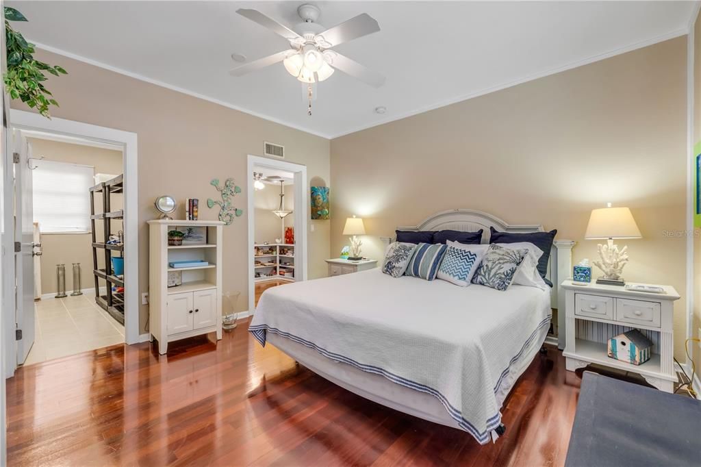 For Sale: $1,100,000 (7 beds, 5 baths, 3801 Square Feet)