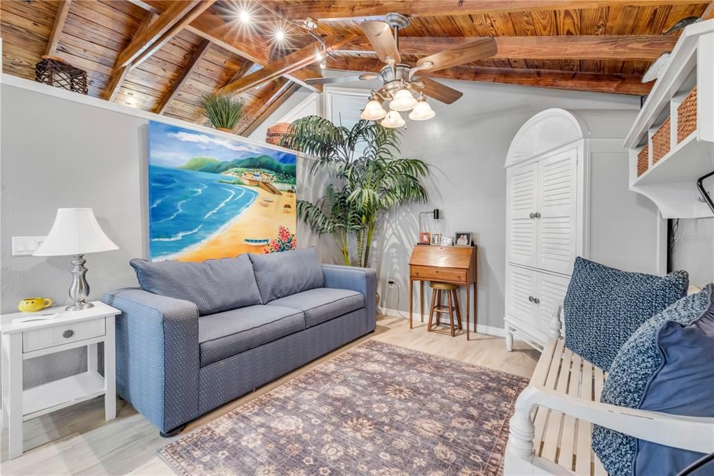 For Sale: $1,100,000 (7 beds, 5 baths, 3801 Square Feet)