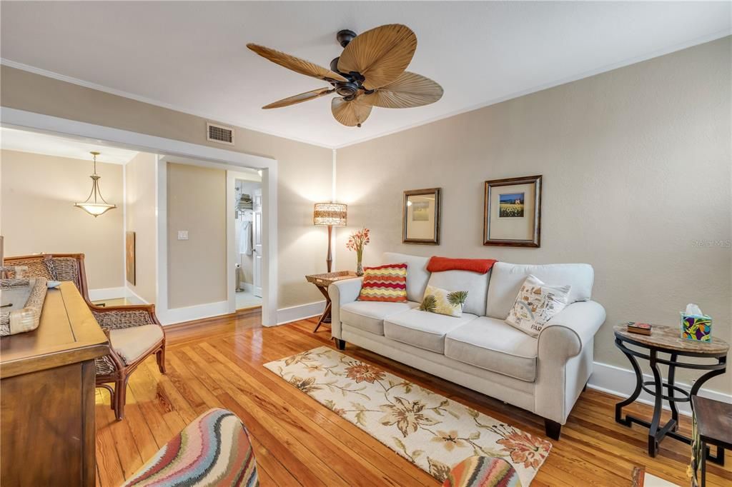 For Sale: $1,100,000 (7 beds, 5 baths, 3801 Square Feet)