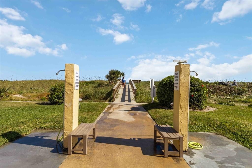 На продажу: $449,000 (2 спален, 2 ванн, 1098 Квадратных фут)