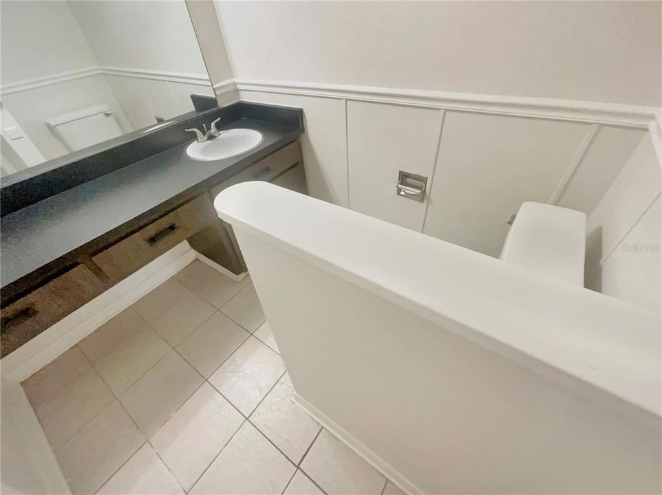 На продажу: $420,000 (4 спален, 2 ванн, 2078 Квадратных фут)