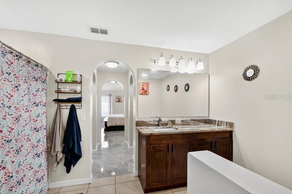 For Sale: $339,000 (4 beds, 2 baths, 2108 Square Feet)