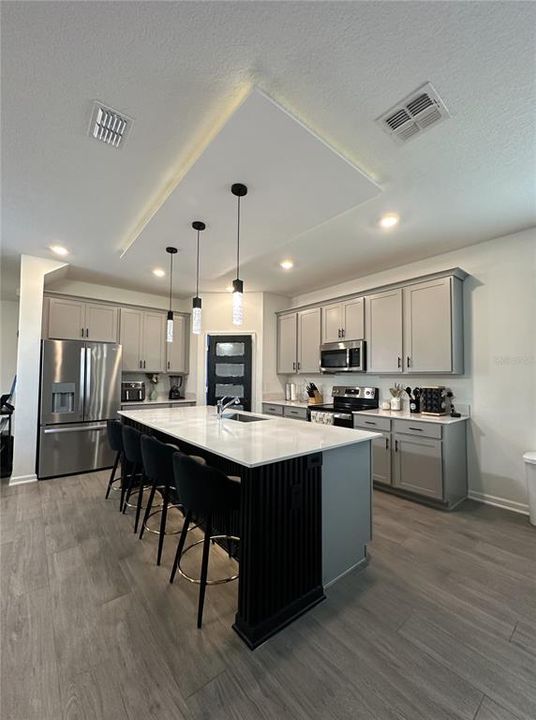 En Renta: $2,600 (4 camas, 2 baños, 2052 Pies cuadrados)