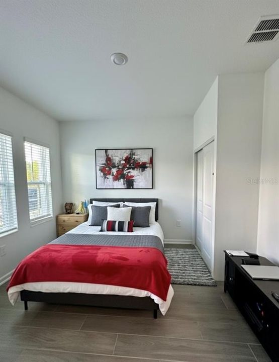 En Renta: $2,600 (4 camas, 2 baños, 2052 Pies cuadrados)