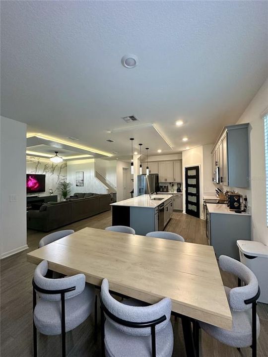 En Renta: $2,600 (4 camas, 2 baños, 2052 Pies cuadrados)