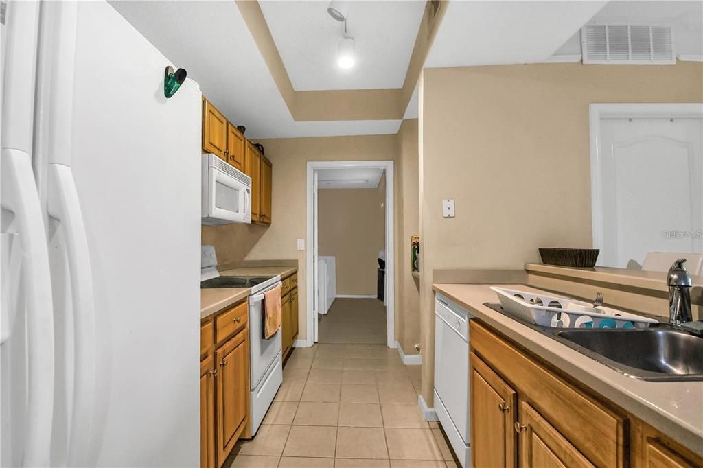 For Sale: $235,000 (2 beds, 2 baths, 1120 Square Feet)