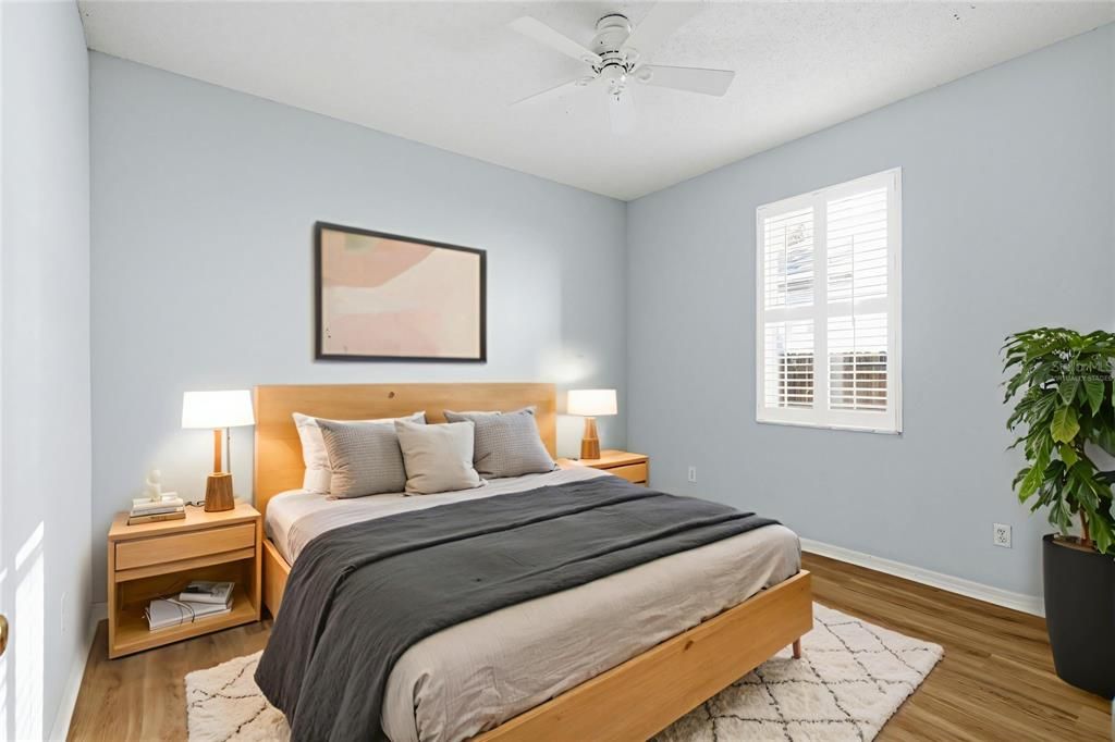 For Sale: $425,000 (4 beds, 2 baths, 1868 Square Feet)